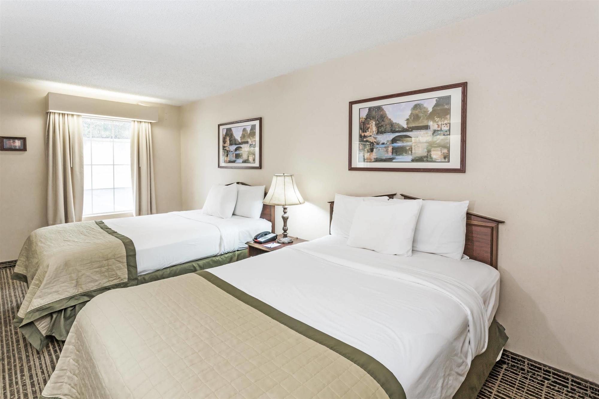 Baymont By Wyndham Valdosta At Valdosta Mall Esterno foto